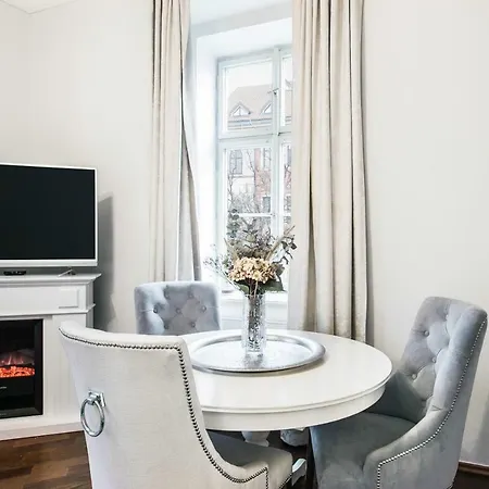 Old Town Square Appartement *